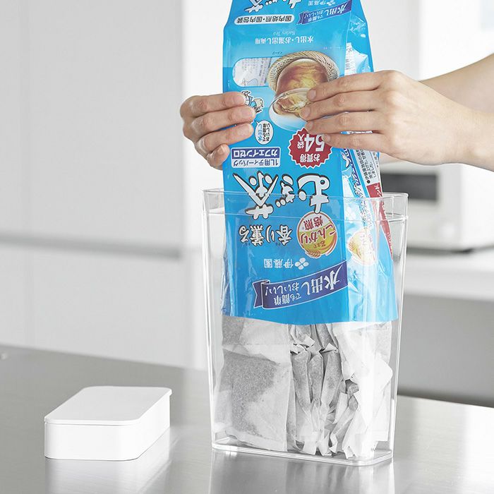 山崎実業 公式 パッキン付きスリム収納ケース タワー 2.3L | ヤマソロ公式